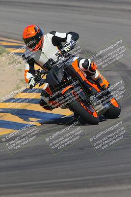 media/Sep-25-2023-Moto Forza (Mon) [[81ffa65e0a]]/A Group/Session 2 (Turns 9 and 10)/